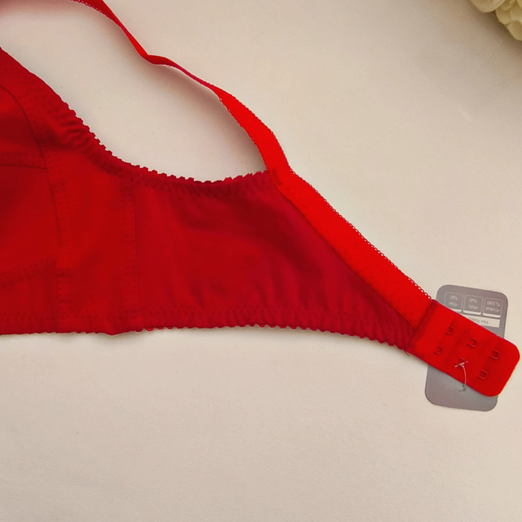 لباس زیر نخی