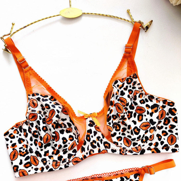 سوتین پلنگی فانتزی زنانه