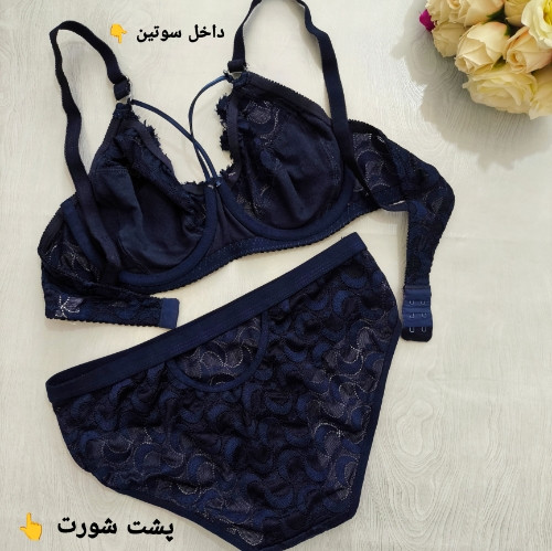 شورت و سوتین زنانه