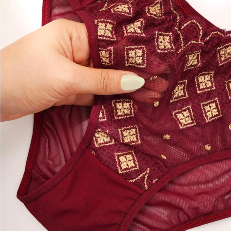 خرید آنلاین لباس زنانه از تهران