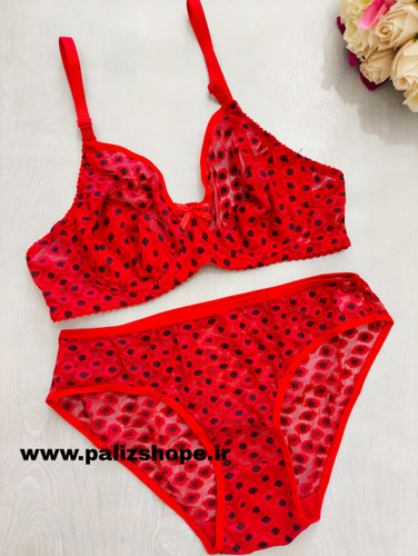 ست لباس قرمز