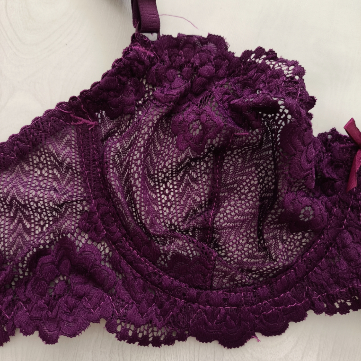 سوتین فانتزی گیپوری زنانه