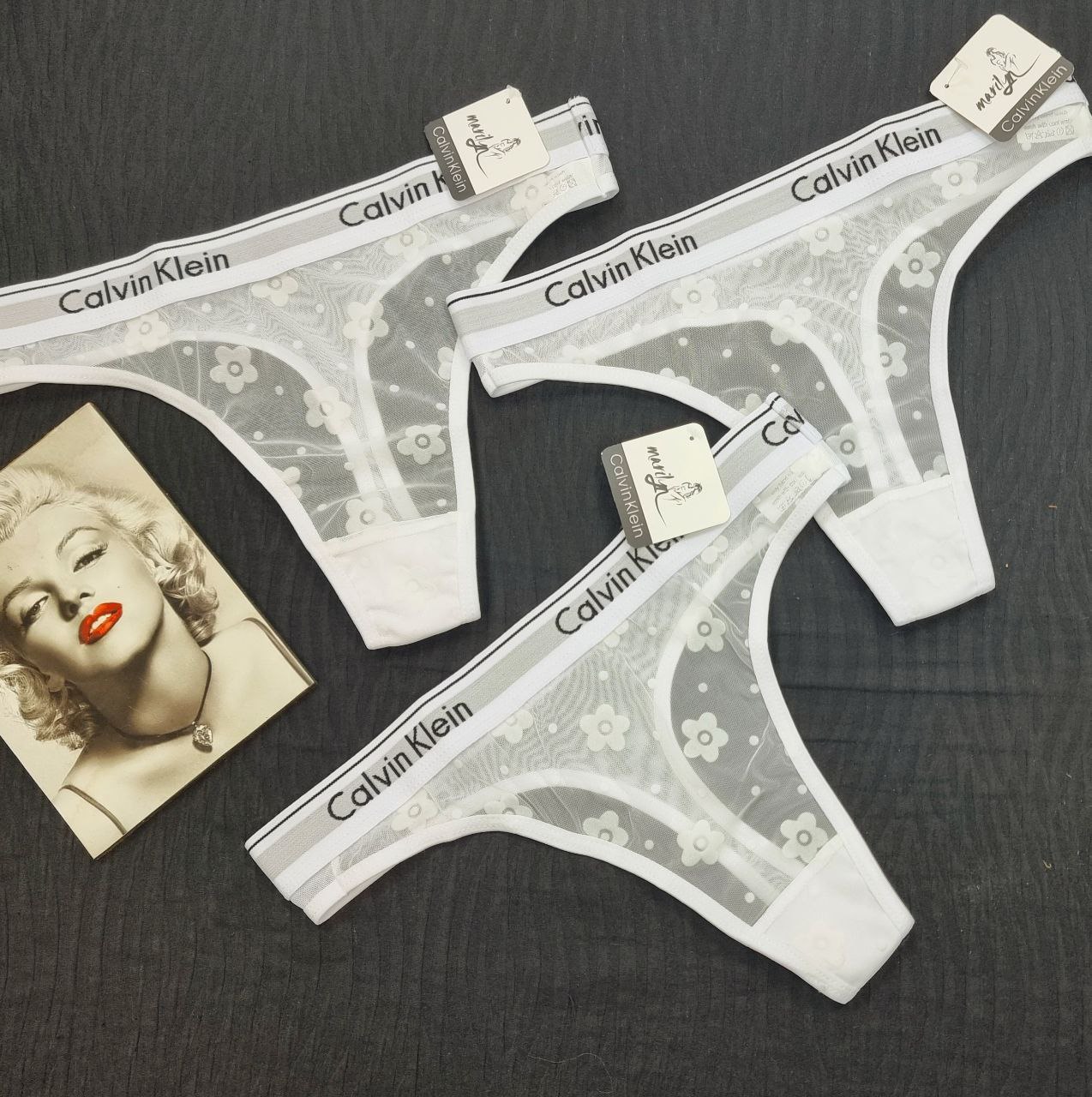 شورت فانتزی لامبادا مدل کش پهن Calvin klein مشکی سفید قرمز