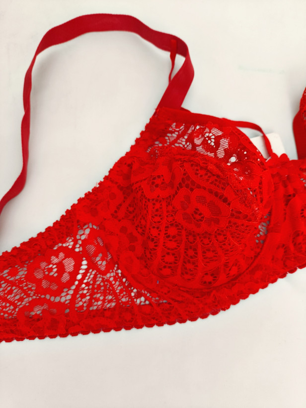 شورت و سوتین توری گیپوری فانتزی سکسی مشهد