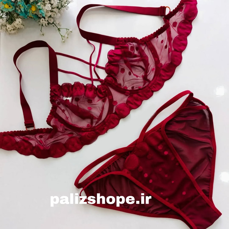 ست شورت و سوتین فانتزی گیپوری شیشهای یشمی قرمز زرشکی